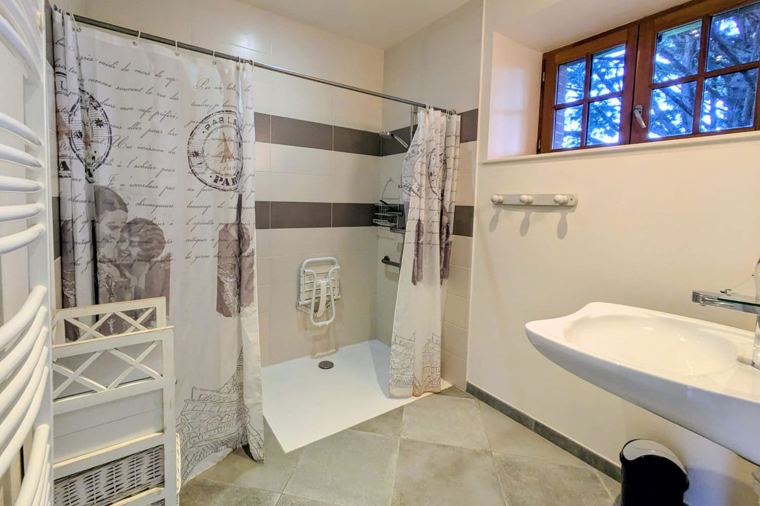 Salle de bain du gîte Les Prunier - Domaine des Merciers