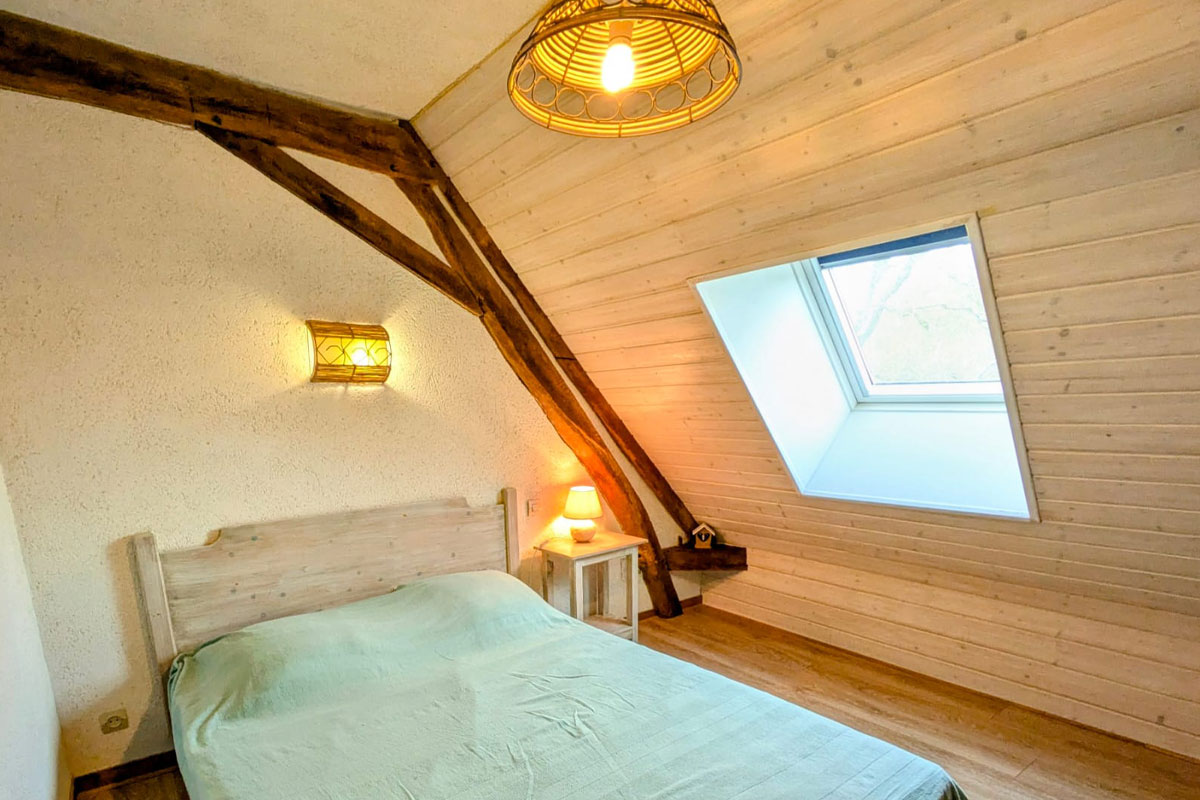 Chambre Mansardée Gite Sologne Les Pommiers Domaine des Merciers