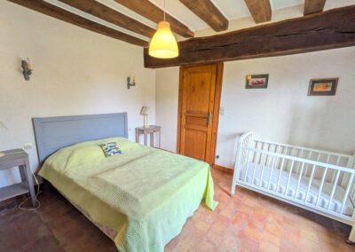 Chambre parentale du Gîte Les Lavandes en Sologne